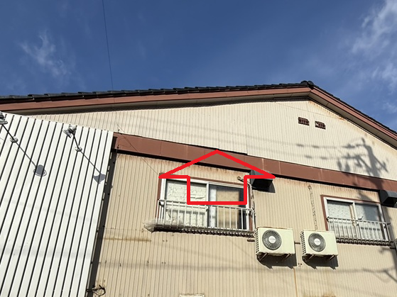 トタンが捲れている箇所がありました