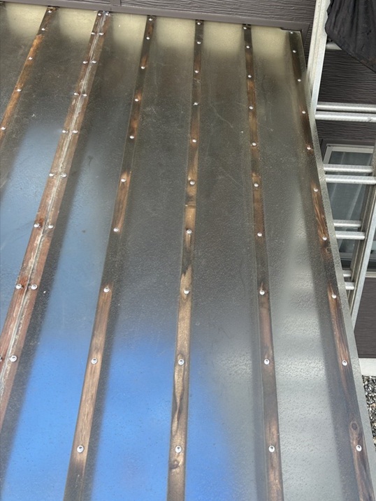 ウッドデッキ屋根　施工完了