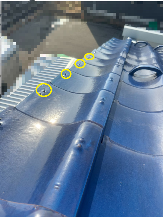 ケラバ瓦の釘浮き