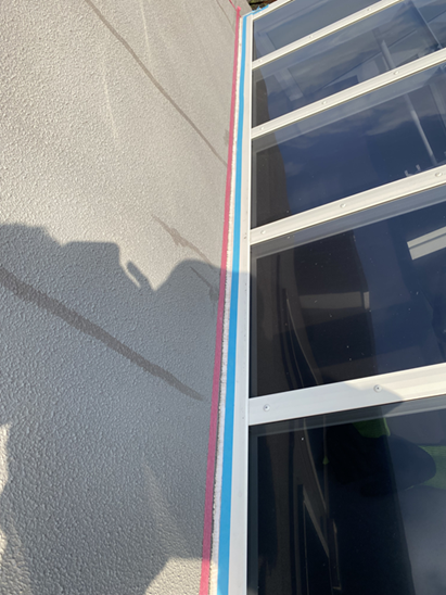 【富山市】サンルームからの雨漏り　コーキング補修工事を実施