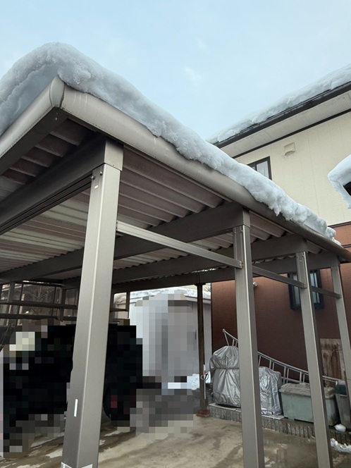 カーポート屋根のポリカ変形