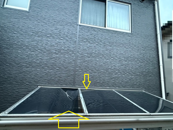 【高岡市】サンルーム屋根のポリカ板が浮いた…補修工事をご提案しました！