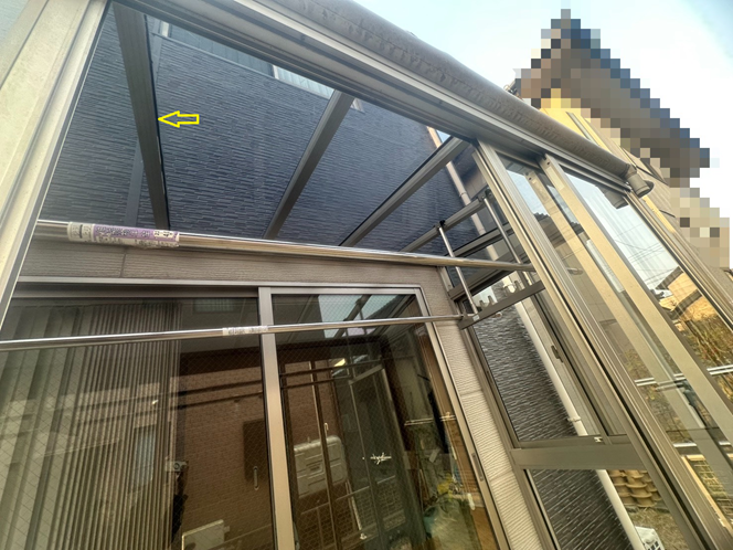 パネルの隙間のパッキン取り付け