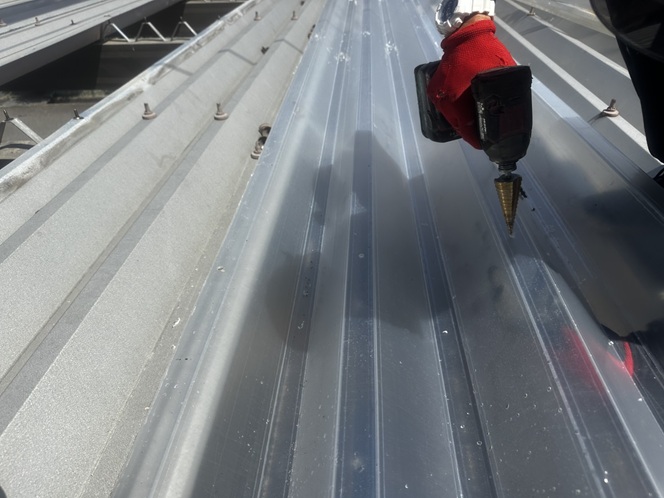 新しいポリカ設置