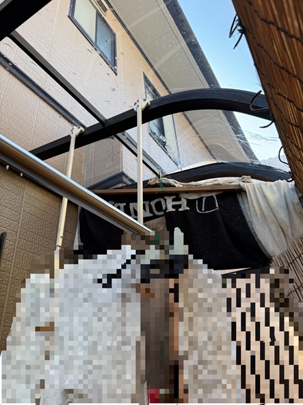 サンルーム屋根の落雪被害