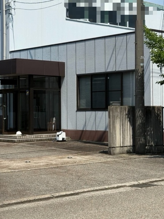 【高岡市】事務所の天井から雨漏りしているとのご相談【現場調査】