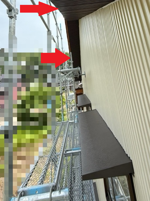 軒天にSGLガルバリウム鋼板設置