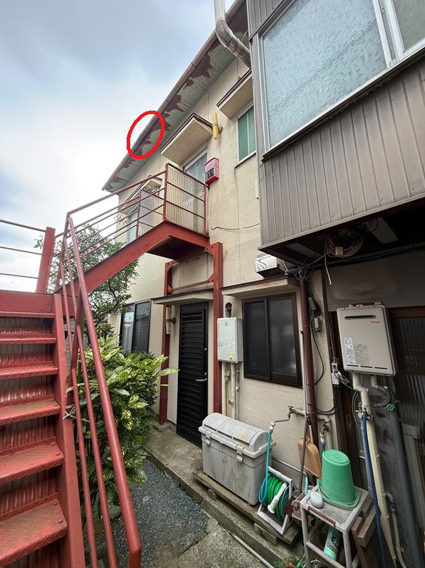雨樋の歪み
