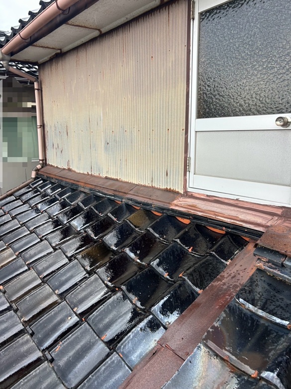 瓦屋根葺き替え工事前