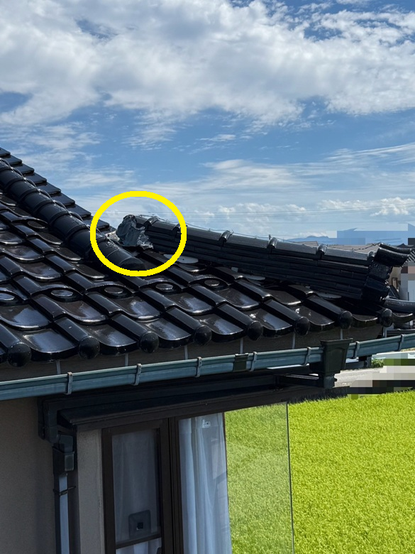 漆喰が崩れています