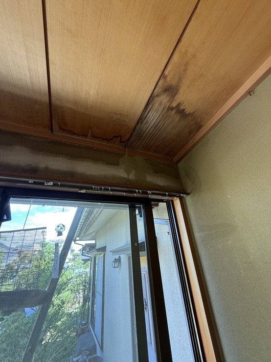【高岡市】銅板の屋根から雨漏りしているとのお問い合わせ【現場調査】