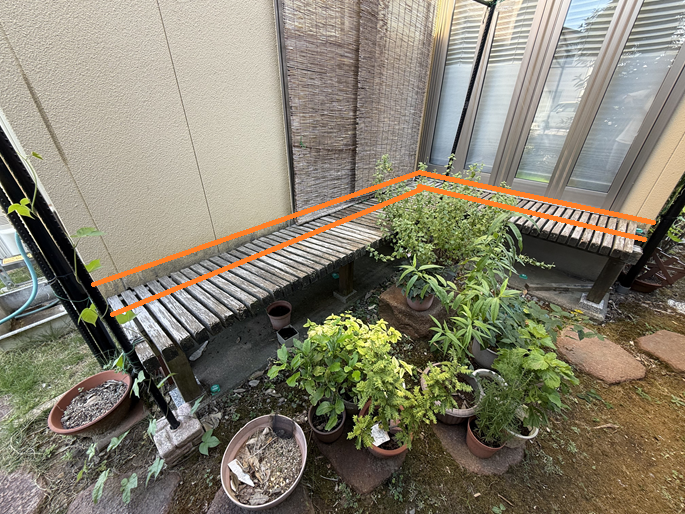 傷んだ濡れ縁撤去　外壁も傷んでいます