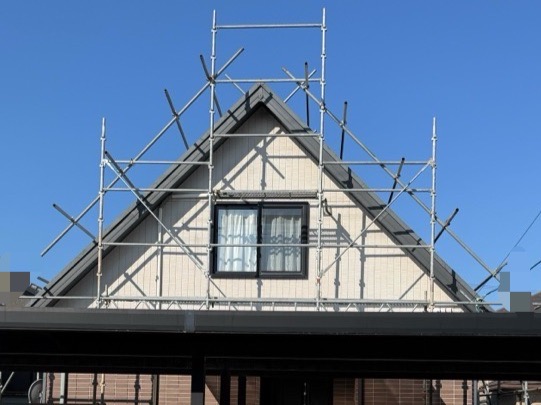 屋根リフォームの足場