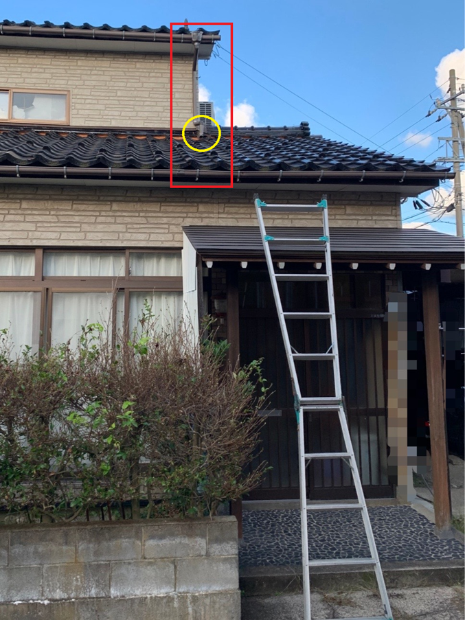 玄関屋根雨漏り　現場確認